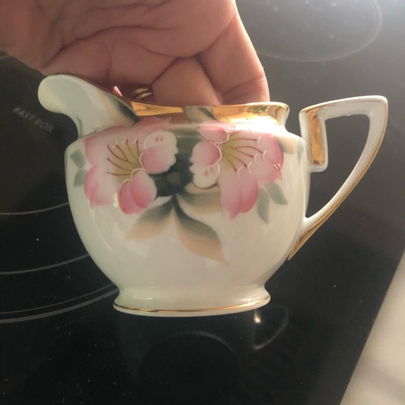 Noritake hand painted creamer and plate - Picture 4 of 11